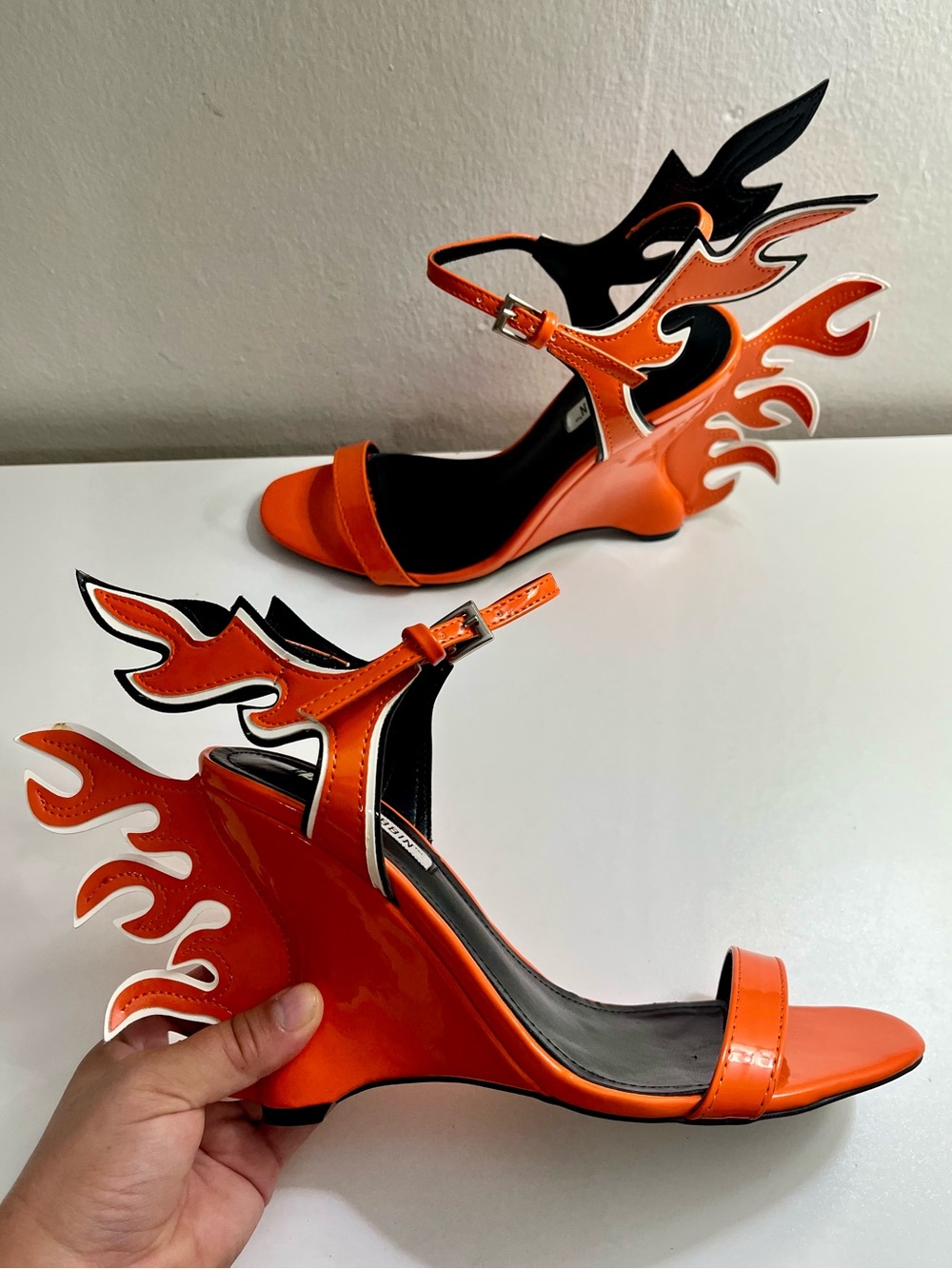 CAPE ROBBIN "Hell Flame" Orange Patent Wedge Sandals Size 9